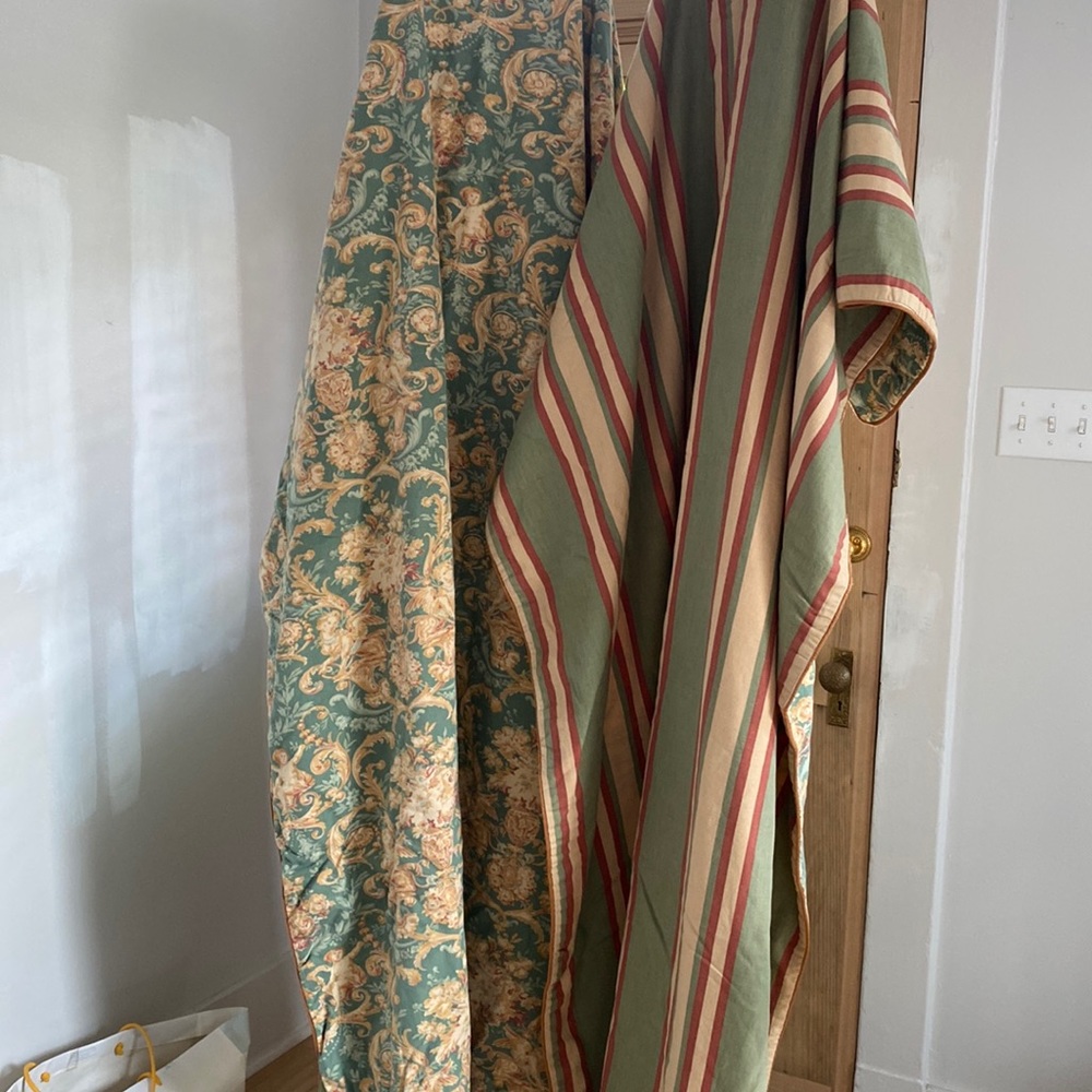 Twin coverlets handmade in Paris. Reversible